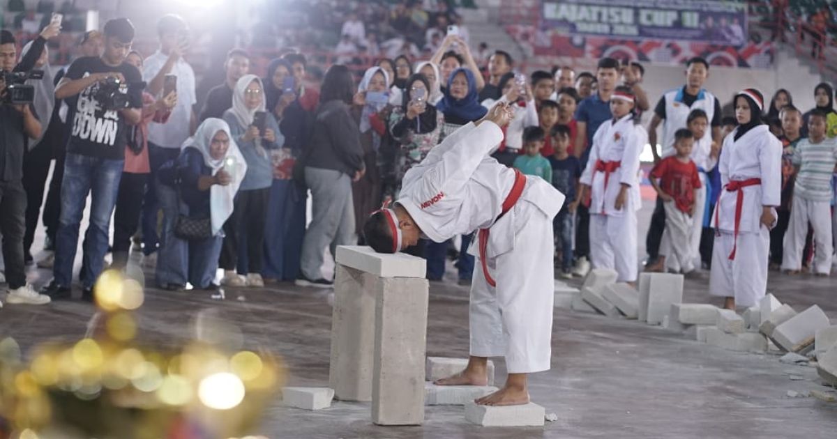 Diikuti Ratusan Atlet se-Sumut, Kejuaraan Karate Piala Kajati Sumut II Resmi Dibuka