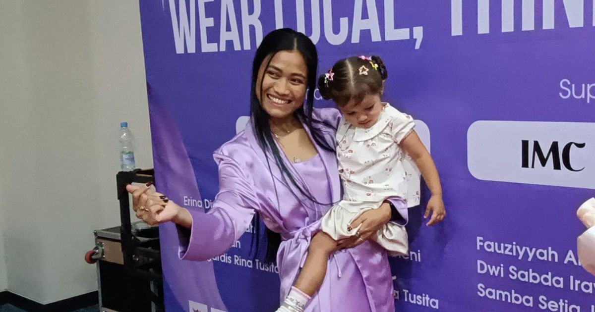 Desainer Migi Rihasalay resmi meluncurkan brand 