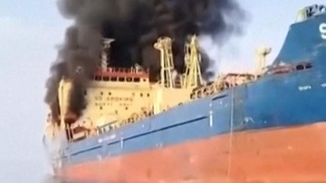 Konflik Selat Hormuz Memanas: Iran Hantam Kapal Tanker Skylight Hingga Terbakar