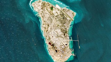 Klaim Kontradiktif Memanas: Iran Tegaskan Infrastruktur Minyak Kharg Aman Pasca Serangan Militer AS
