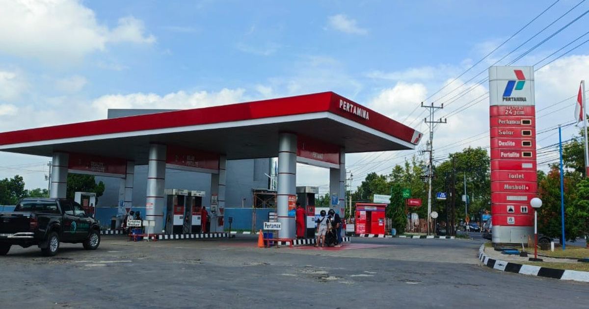 Bukan Hoax! Pemerintah Resmi Tahan Kenaikan Harga BBM, Ini Alasannya!