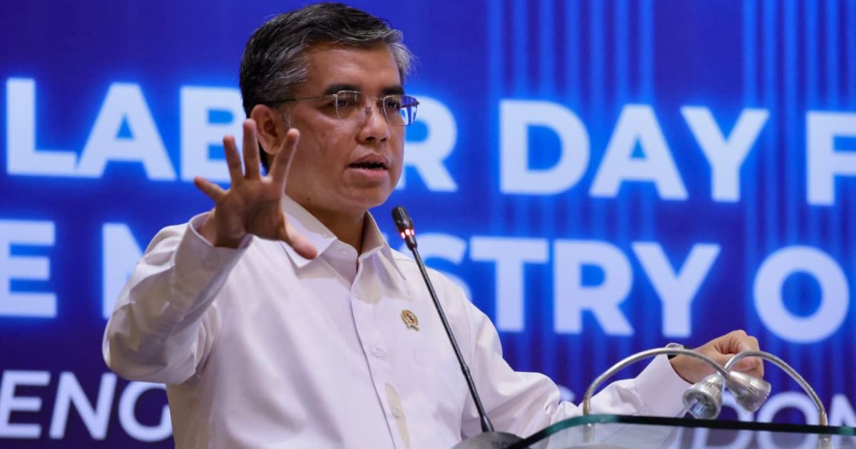 Menaker Yassierli tegaskan peluang kerja tetap terbuka meski ada gempuran AI dan tekanan geopolitik. [Foto: Humas Kemnaker]