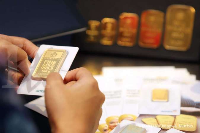 Strategi Cerdas Saat Harga Emas Antam Anjlok Rp 20 Ribu Hari Ini, Waktunya Borong?