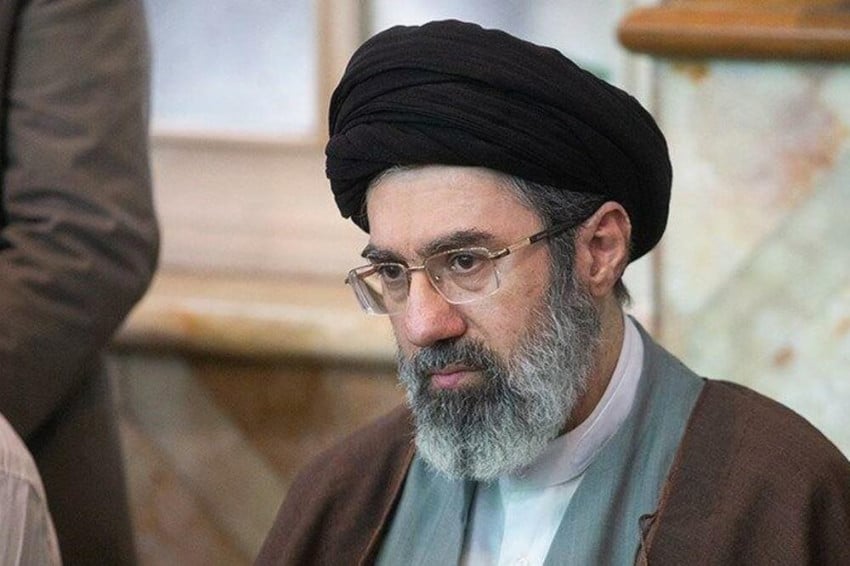 Mengurai Struktur Komando Iran: Empat Pilar Kekuatan di Balik Respons Militer Regional