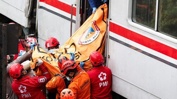 RS Polri Tangani 10 Jenazah Korban Kecelakaan KA vs KRL di Bekasi Timur, Proses Identifikasi Dimulai