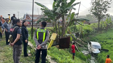 Tragedi Dini Hari di Grobogan: Mesin Mobil Mati di Perlintasan, KA Argo Bromo Anggrek Renggut Empat Nyawa