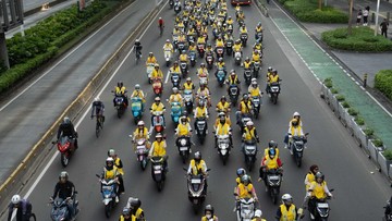 Tips Efektif Jaga Kesegaran dan Aroma Tubuh Saat Berkendara Motor di Tengah Polusi Jakarta