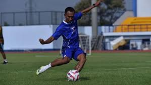 Manuver Transfer Mengejutkan: Arema FC Incar Talenta Muda Persib, Masa Depan Rio Fahmi di Persija Jadi Spekulasi