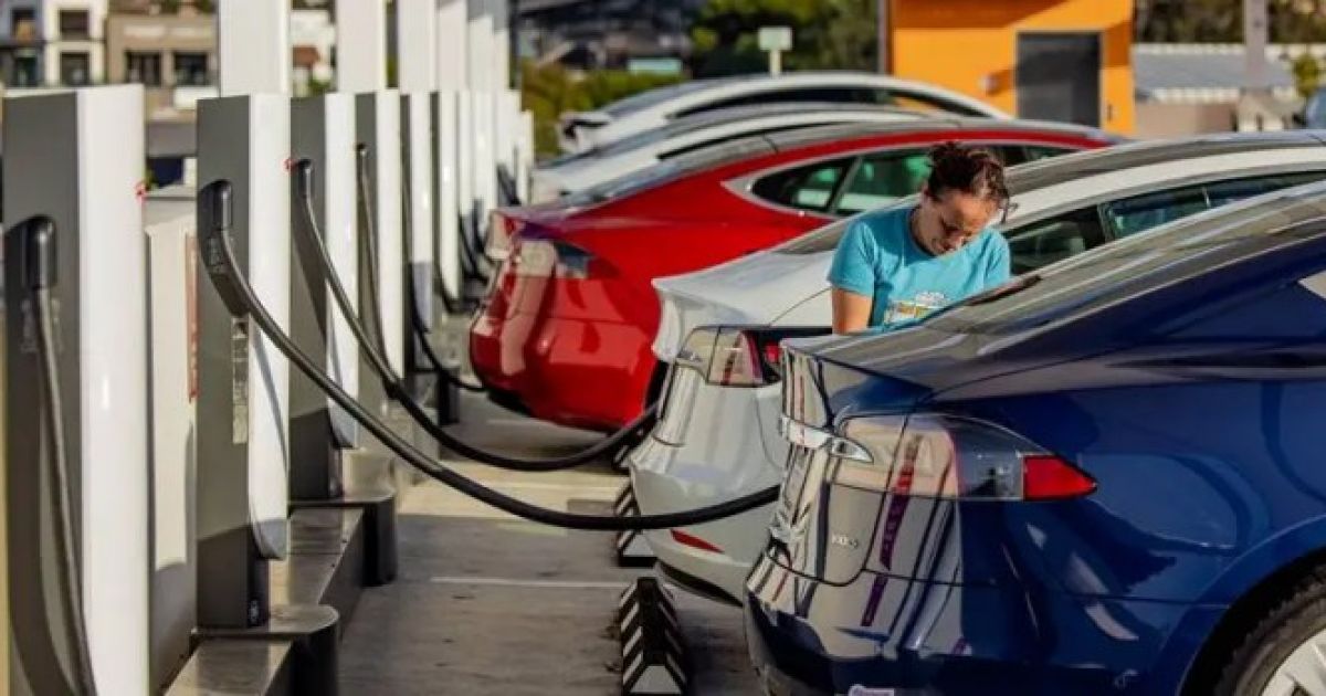 5 Fitur Keselamatan Mobil Listrik yang Wajib Dipahami Pengguna