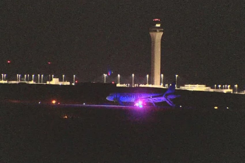 Tragedi di Landasan Pacu: Insiden Mengerikan Melibatkan Pesawat Penumpang dan Sosok Tak Dikenal di Bandara Denver