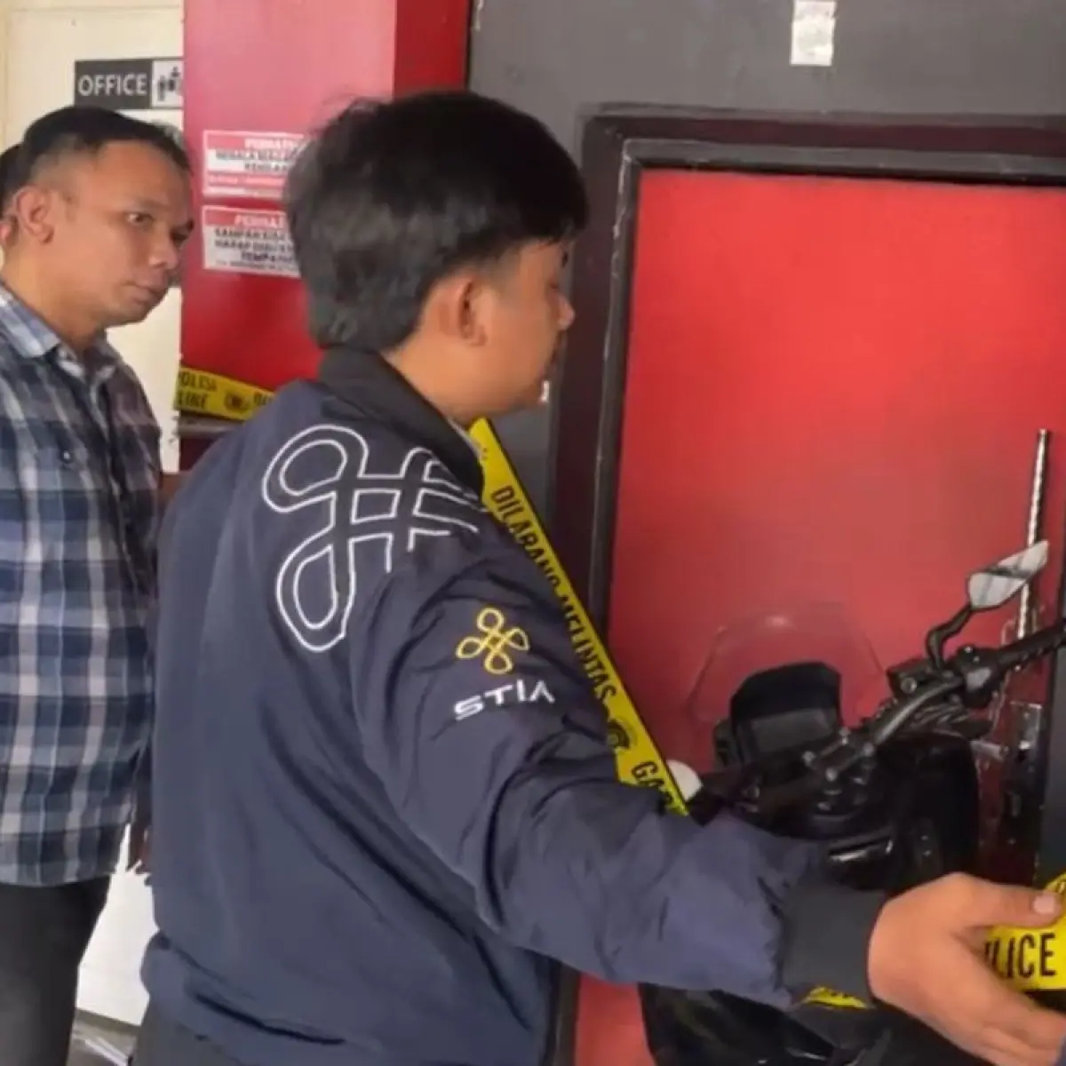 Lima Orang Jadi Tersangka Pasca-Penggerebekan Praktik Prostitusi Terselubung di Tempat Karaoke Jakbar
