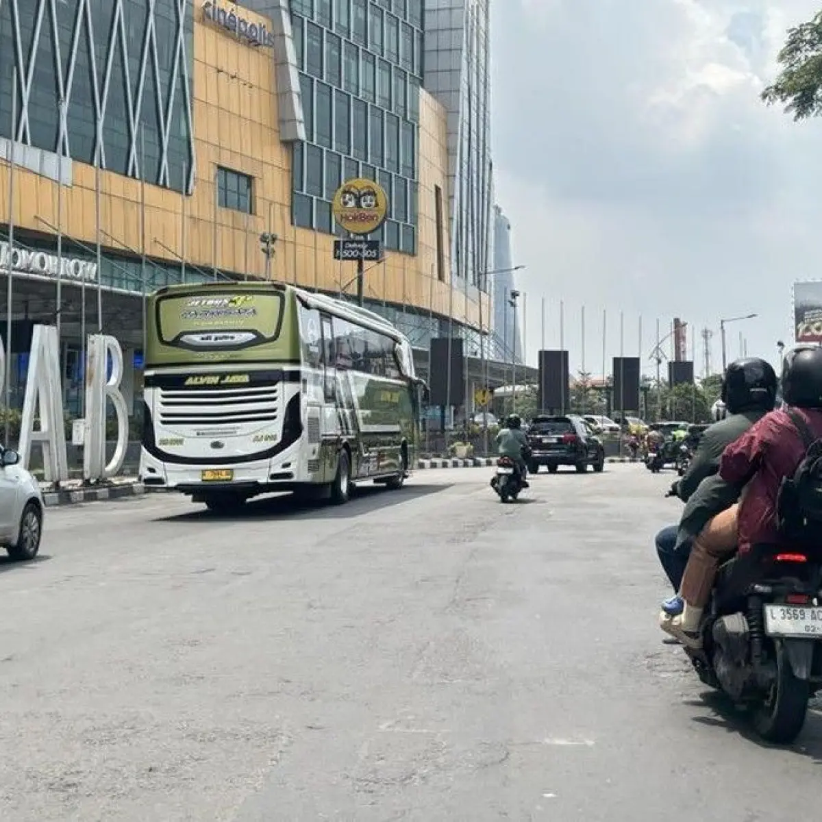 Waspada Gerah di Surabaya Minggu 17 Mei 2026: BMKG Prediksi Cuaca Cerah Berawan dan Tips Menjaga Kenyamanan