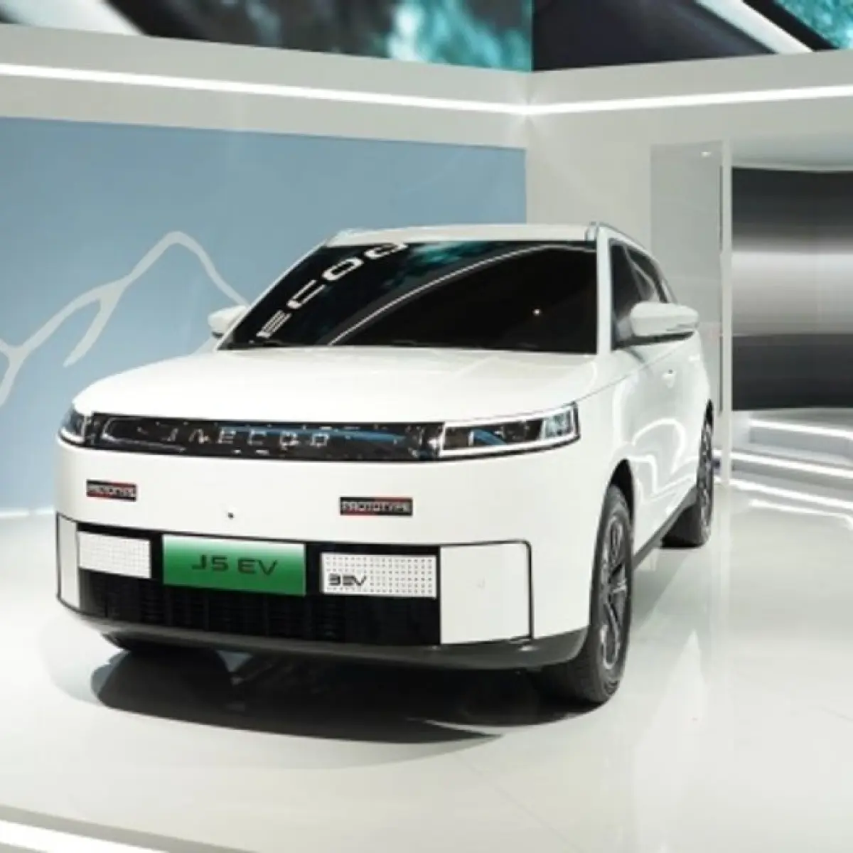 Penjualan Mobil Listrik Melonjak di April 2026, Mengatasi Perlambatan Pasca-Lebaran