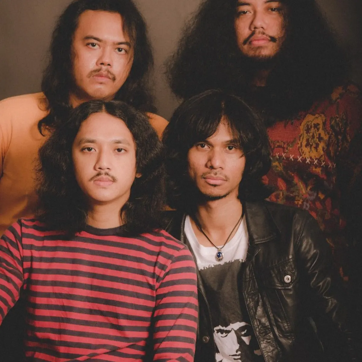 Black Horses Rilis Album Ketiga 'Jahanam', Kolaborasi Satir Bersama Coki Kelompok Penerbang Roket
