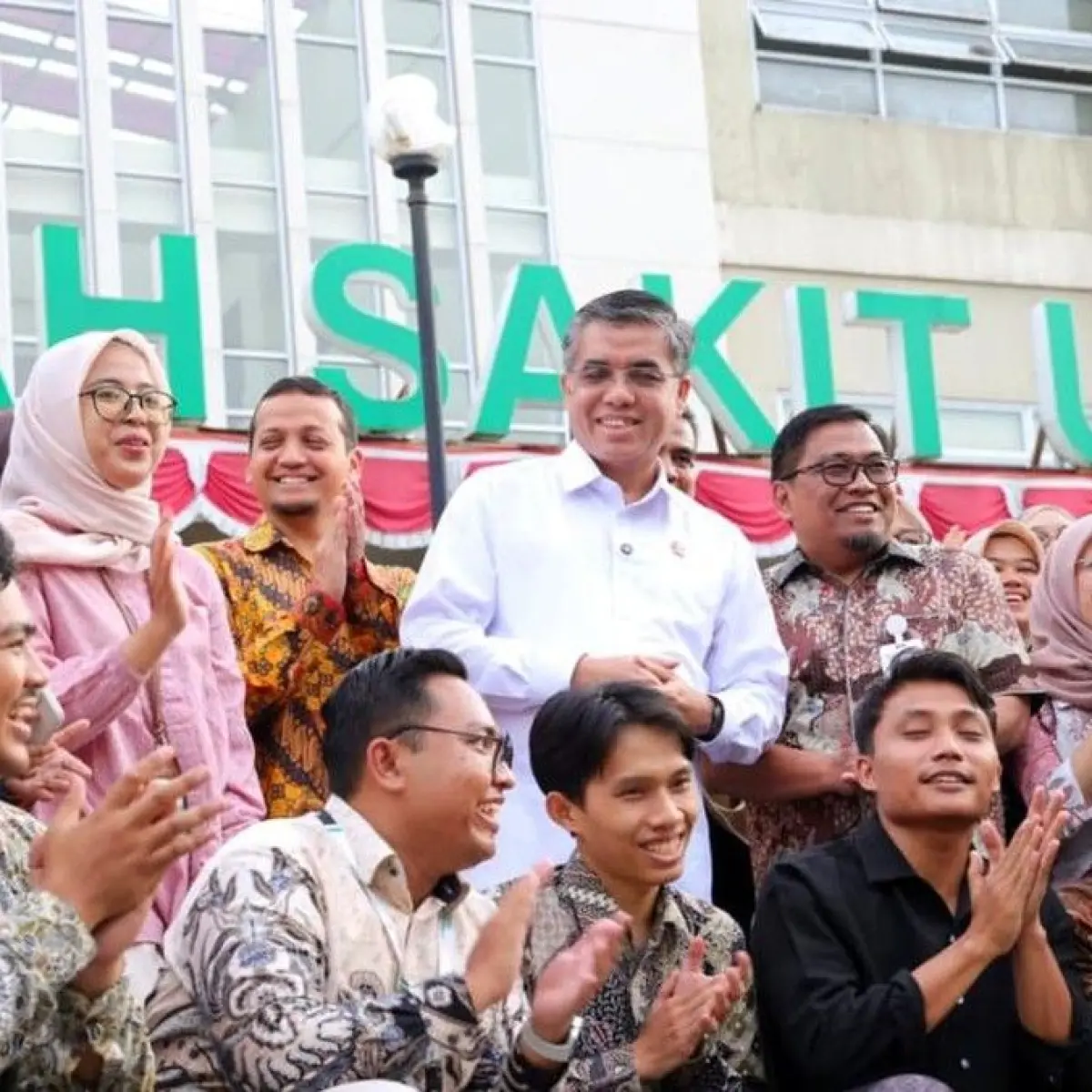 Kemnaker Bidik 150.000 Lulusan Baru untuk Magang Nasional Gelombang 4, Uang Saku Naik