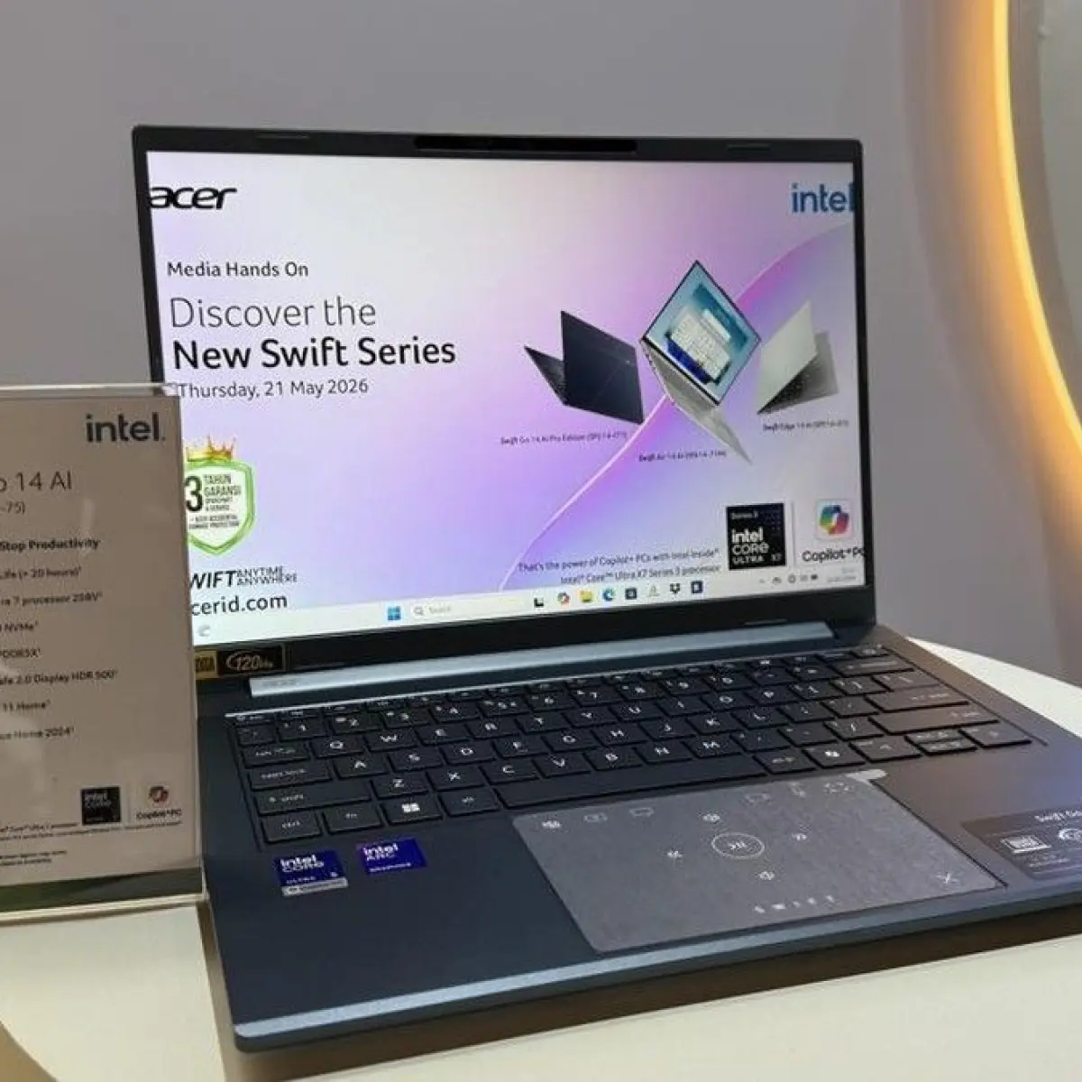 Acer Buka Era Baru Laptop Ultra-Tipis Indonesia dengan Trio Swift Generasi Terbaru Berteknologi AI