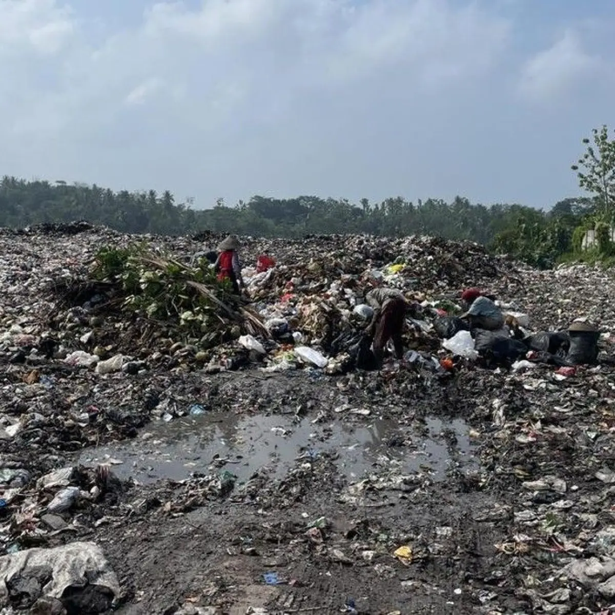 Mengurai Ancaman Limbah Medis di TPA Pangandaran: Transisi Menuju Pengelolaan Sampah Terkontrol