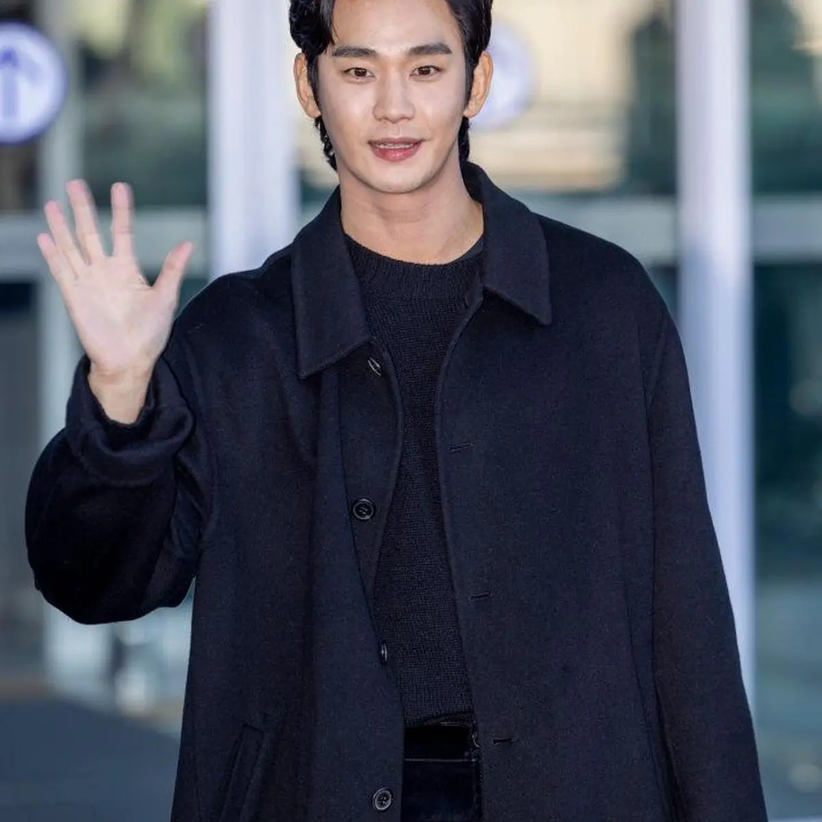 Polisi Seoul Akhiri Penyelidikan Isu Kedekatan Kim Soo Hyun dan Kim Sae Ron Pasca Bukti Palsu Terungkap