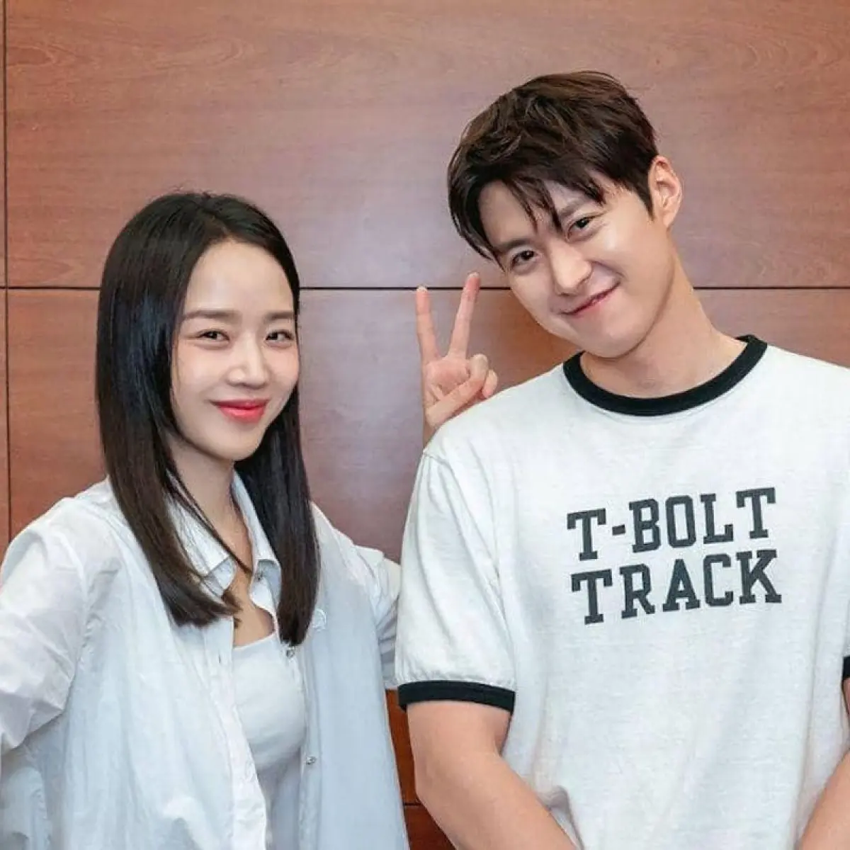 Rahasia Sukses Shin Hye Sun: Analisis Kunci Chemistry Kuat dengan Sembilan Aktor Papan Atas Korea