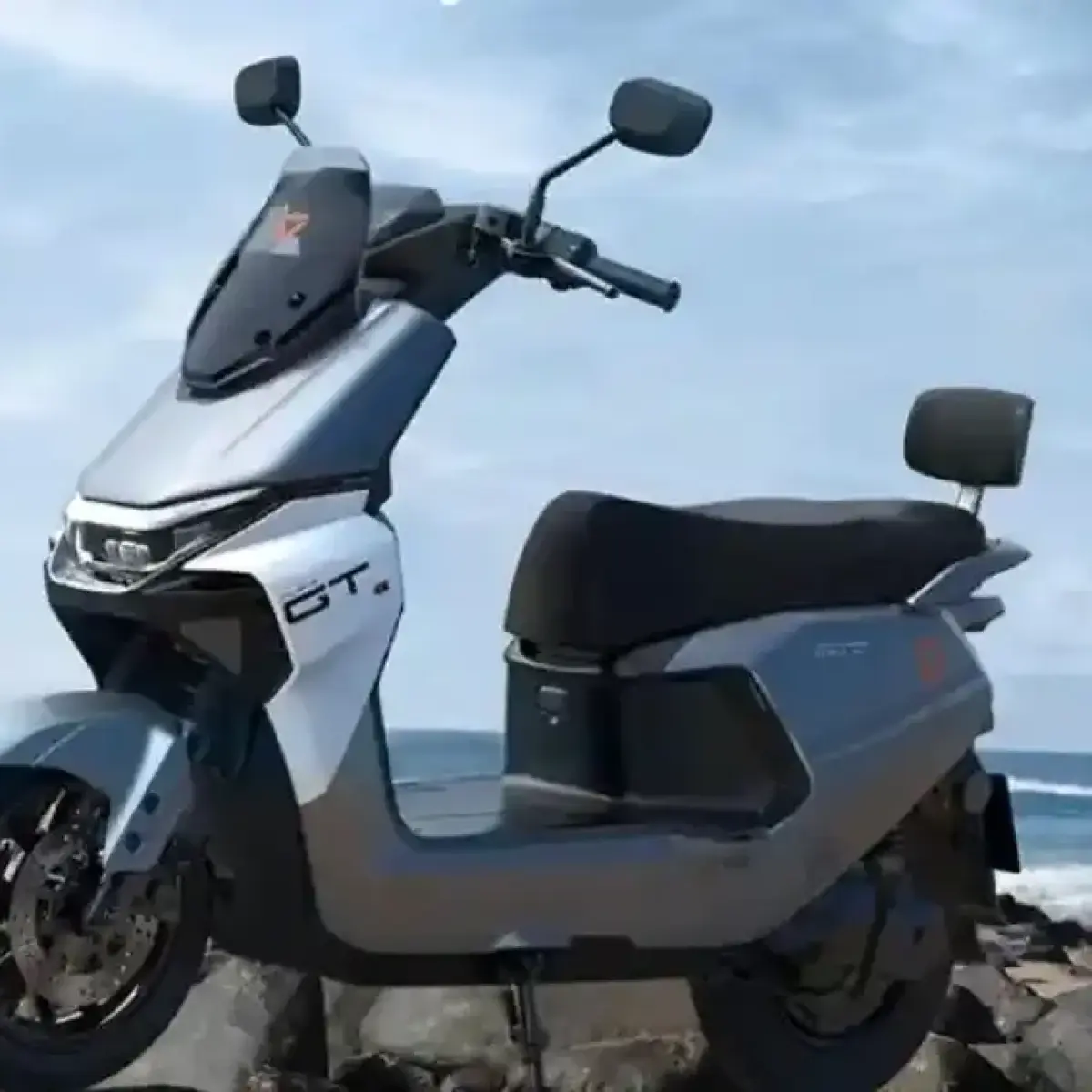 Yadea Buka Akses Uji Coba Motor Listrik GS70 di Semua Dealer Nasional