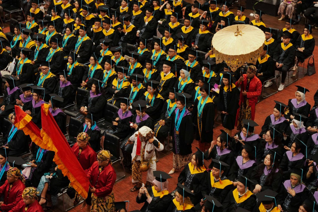 Prestasi Akademik Gemilang: UK Maranatha Cetak 36 Wisudawan dengan IPK Sempurna di Sidang Senat 2026