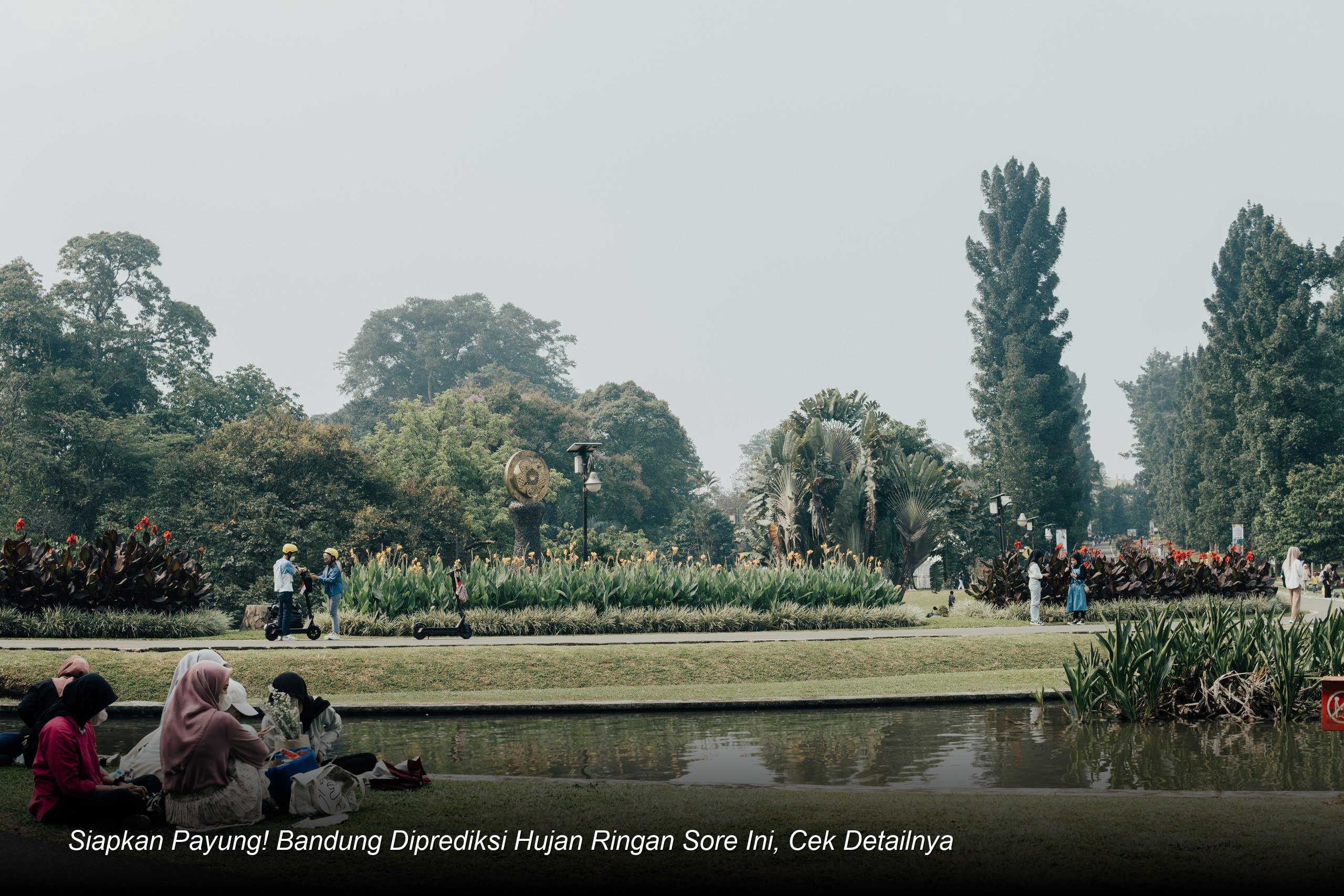 Siapkan Payung! Bandung Diprediksi Hujan Ringan Sore Ini, Cek Detailnya